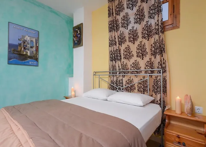 索非亚一室公寓酒店 3*